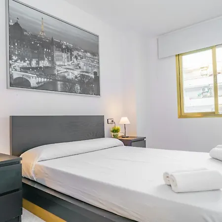 Apartment Homeholidaysrentals Cyan- Costa Barcelona